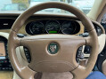 Jaguar XJ 3.0 SE 4dr 33