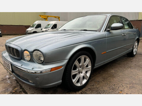 Jaguar XJ 3.0 SE 4dr 25