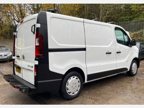 Vauxhall Vivaro 1.6 CDTi 2900 BiTurbo ecoFLEX L1 H1 Euro 5 (s/s) 5dr 14