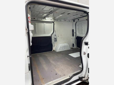 Vauxhall Vivaro 1.6 CDTi 2900 BiTurbo ecoFLEX L1 H1 Euro 5 (s/s) 5dr 26