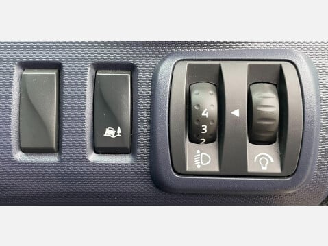 Vauxhall Vivaro 1.6 CDTi 2900 BiTurbo ecoFLEX L1 H1 Euro 5 (s/s) 5dr 37