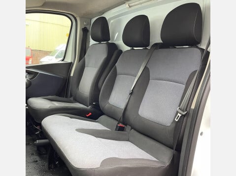 Vauxhall Vivaro 1.6 CDTi 2900 BiTurbo ecoFLEX L1 H1 Euro 5 (s/s) 5dr 47