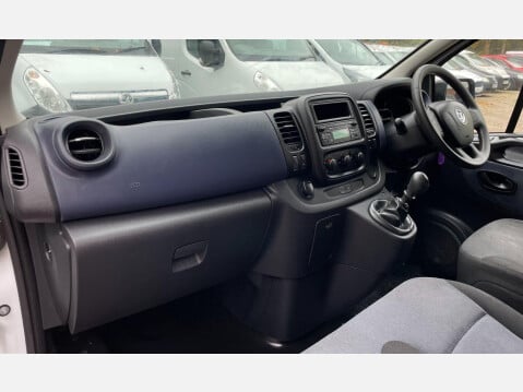 Vauxhall Vivaro 1.6 CDTi 2900 BiTurbo ecoFLEX L1 H1 Euro 5 (s/s) 5dr 48