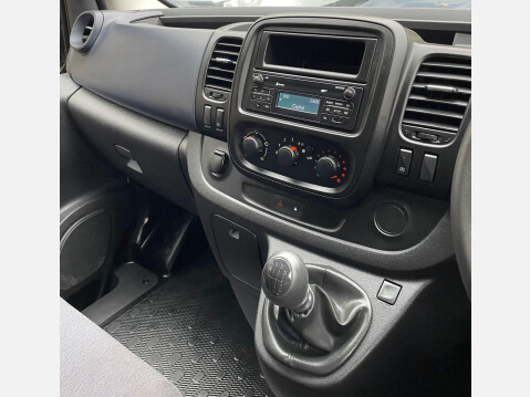 Vauxhall Vivaro 1.6 CDTi 2900 BiTurbo ecoFLEX L1 H1 Euro 5 (s/s) 5dr 41