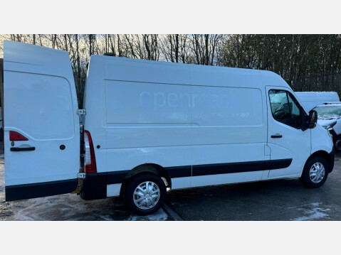 Vauxhall Movano 2.3 CDTi 3500 BiTurbo ecoFLEX FWD L2 H2 Euro 5 (s/s) 5dr 8