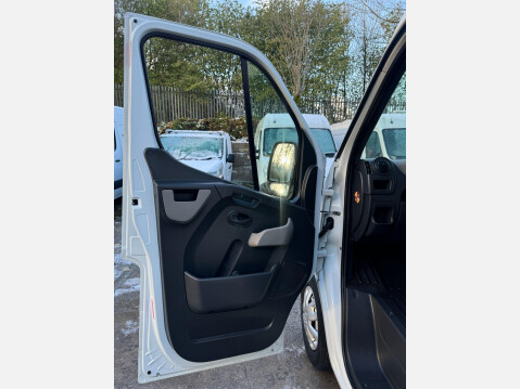 Vauxhall Movano 2.3 CDTi 3500 BiTurbo ecoFLEX FWD L2 H2 Euro 5 (s/s) 5dr 32