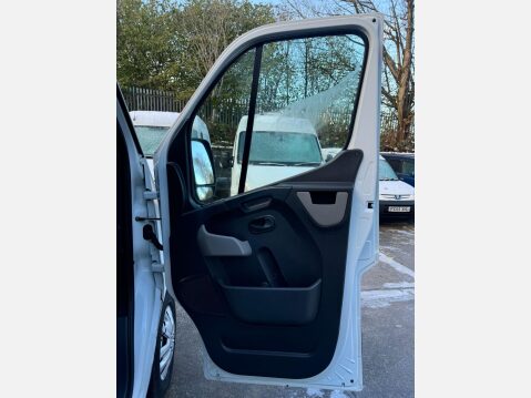 Vauxhall Movano 2.3 CDTi 3500 BiTurbo ecoFLEX FWD L2 H2 Euro 5 (s/s) 5dr 25