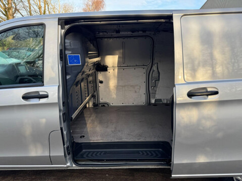 Mercedes-Benz Vito 1.7 110 CDI Pure FWD L2 Euro 6 (s/s) 5dr 18
