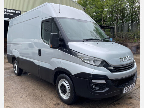 Iveco Daily 2.3D HPI 14V Business 35S 3520 HiMatic MWB High Roof Euro 6 (s/s) 5dr 4