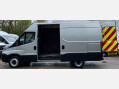 Iveco Daily 2.3D HPI 14V Business 35S 3520 HiMatic MWB High Roof Euro 6 (s/s) 5dr 18