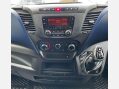 Iveco Daily 2.3D HPI 14V Business 35S 3520 HiMatic MWB High Roof Euro 6 (s/s) 5dr 31