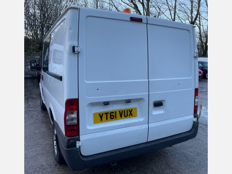 Ford Transit 2.2 TDCi 260 Duratorq Crew Van FWD L1 H1 4dr 17