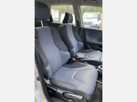 Honda Jazz 1.2 i-VTEC S Euro 4 5dr 29