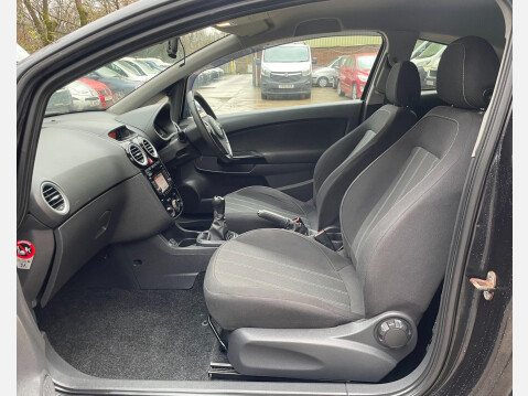 Vauxhall Corsa 1.4T 16V Black Edition Euro 5 (s/s) 3dr 34