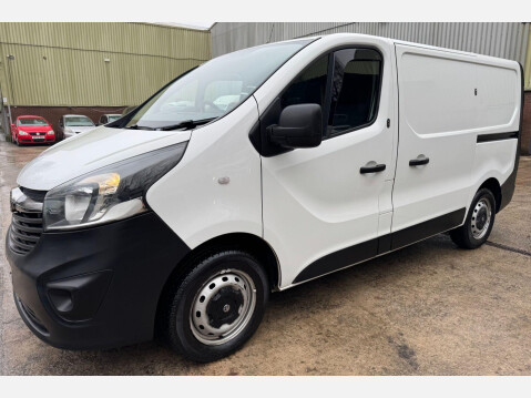 Vauxhall Vivaro 1.6 CDTi 2700 BiTurbo L1 H1 Euro 6 (s/s) 5dr 23