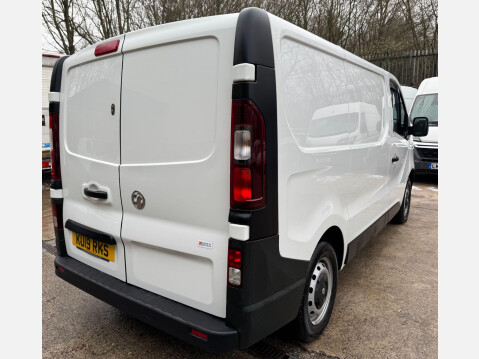 Vauxhall Vivaro 1.6 CDTi 2700 BiTurbo L1 H1 Euro 6 (s/s) 5dr 11