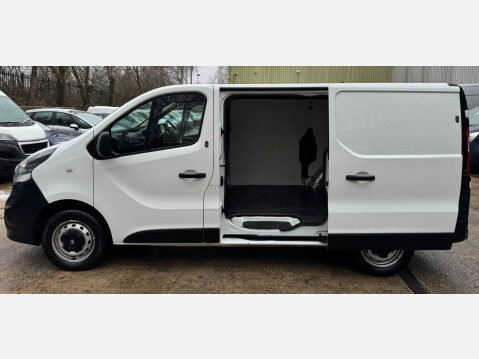 Vauxhall Vivaro 1.6 CDTi 2700 BiTurbo L1 H1 Euro 6 (s/s) 5dr 20