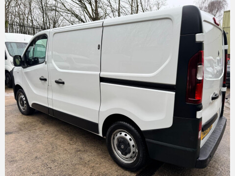 Vauxhall Vivaro 1.6 CDTi 2700 BiTurbo L1 H1 Euro 6 (s/s) 5dr 17