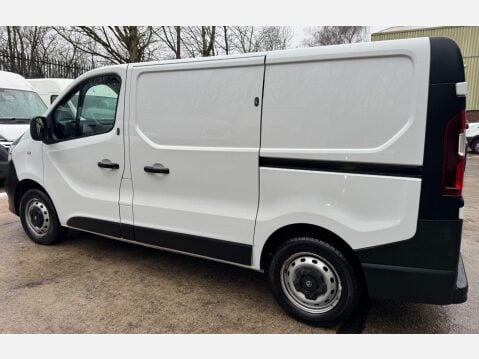 Vauxhall Vivaro 1.6 CDTi 2700 BiTurbo L1 H1 Euro 6 (s/s) 5dr 18