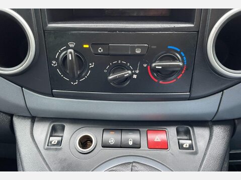 Citroen Berlingo 1.6 HDi VTR Multispace MPV Euro 5 5dr 33