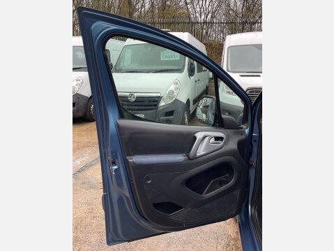 Citroen Berlingo 1.6 HDi VTR Multispace MPV Euro 5 5dr 34