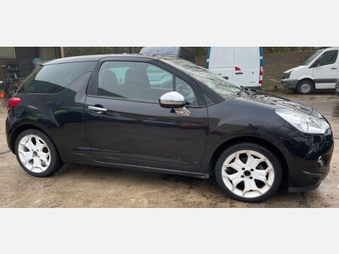 Citroen DS3 1.6 HDi Black Euro 5 3dr 6