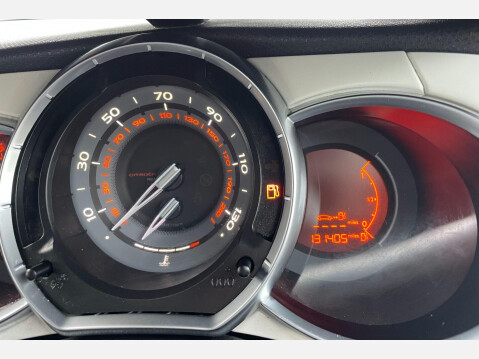 Citroen DS3 1.6 HDi Black Euro 5 3dr 26