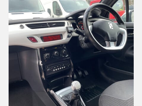 Citroen DS3 1.6 HDi Black Euro 5 3dr 35