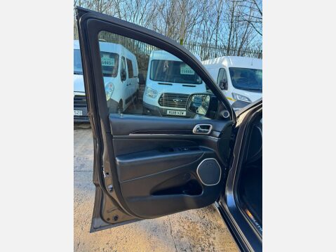 Jeep Grand Cherokee 3.0 V6 CRD Summit Auto 4WD Euro 5 5dr 44