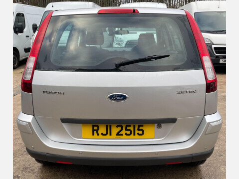 Ford Fusion 1.6 Zetec 5dr 10