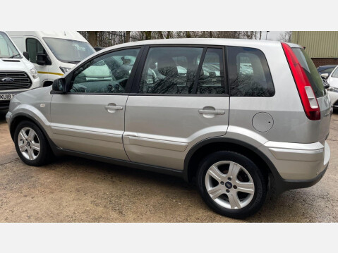 Ford Fusion 1.6 Zetec 5dr 14