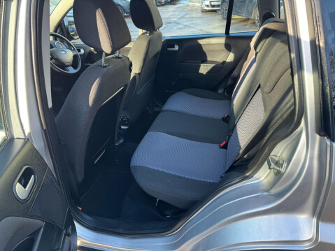 Ford Fusion 1.6 Zetec 5dr 36