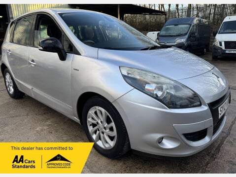 Renault Scenic 1.5 dCi Dynamique TomTom Euro 5 5dr 1
