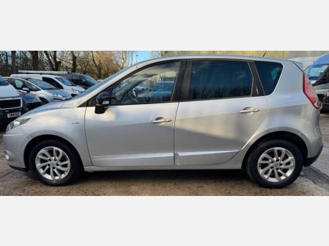 Renault Scenic 1.5 dCi Dynamique TomTom Euro 5 5dr 15