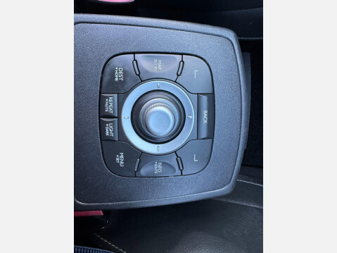 Renault Scenic 1.5 dCi Dynamique TomTom Euro 5 5dr 33