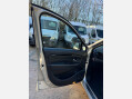 Renault Scenic 1.5 dCi Dynamique TomTom Euro 5 5dr 36