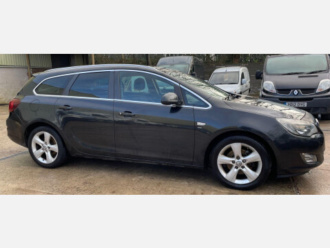 Vauxhall Astra 2.0 CDTi ecoFLEX SRi Sports Tourer Euro 5 (s/s) 5dr 6