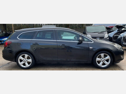 Vauxhall Astra 2.0 CDTi ecoFLEX SRi Sports Tourer Euro 5 (s/s) 5dr 7