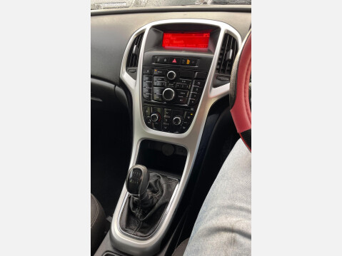Vauxhall Astra 2.0 CDTi ecoFLEX SRi Sports Tourer Euro 5 (s/s) 5dr 33