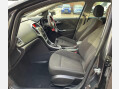 Vauxhall Astra 2.0 CDTi ecoFLEX SRi Sports Tourer Euro 5 (s/s) 5dr 37