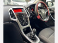 Vauxhall Astra 2.0 CDTi ecoFLEX SRi Sports Tourer Euro 5 (s/s) 5dr 39