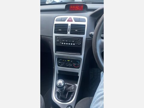Peugeot 307 1.4 16v X-Line 5dr 30