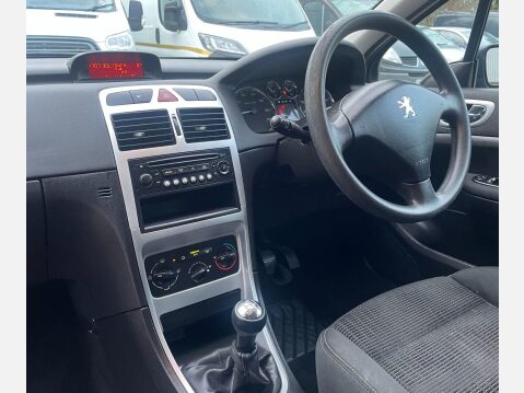 Peugeot 307 1.4 16v X-Line 5dr 37