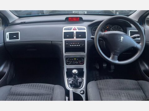 Peugeot 307 1.4 16v X-Line 5dr 29