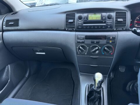 Toyota Corolla 1.4 D-4D T3 3dr 26