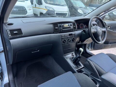 Toyota Corolla 1.4 D-4D T3 3dr 33
