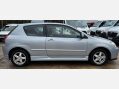 Toyota Corolla 1.4 D-4D T3 3dr 6