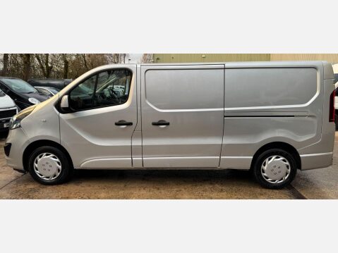 Vauxhall Vivaro 1.6 CDTi 2900 BiTurbo Sportive L2 H1 Euro 6 (s/s) 5dr 19