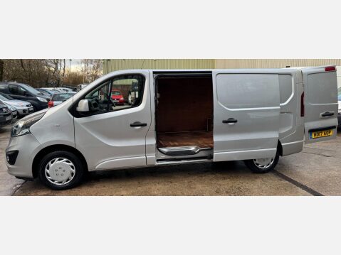 Vauxhall Vivaro 1.6 CDTi 2900 BiTurbo Sportive L2 H1 Euro 6 (s/s) 5dr 20