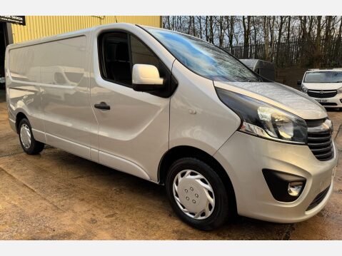 Vauxhall Vivaro 1.6 CDTi 2900 BiTurbo Sportive L2 H1 Euro 6 (s/s) 5dr 5